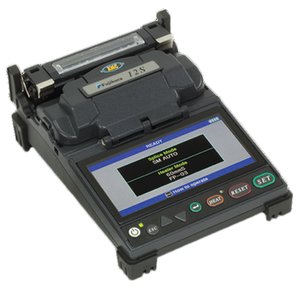 Сварочный аппарат для оптоволокна Fujikura 12S “Kit-A” Standard Сварочный аппарат для оптоволокна Fujikura 12S “Kit-A” Standard